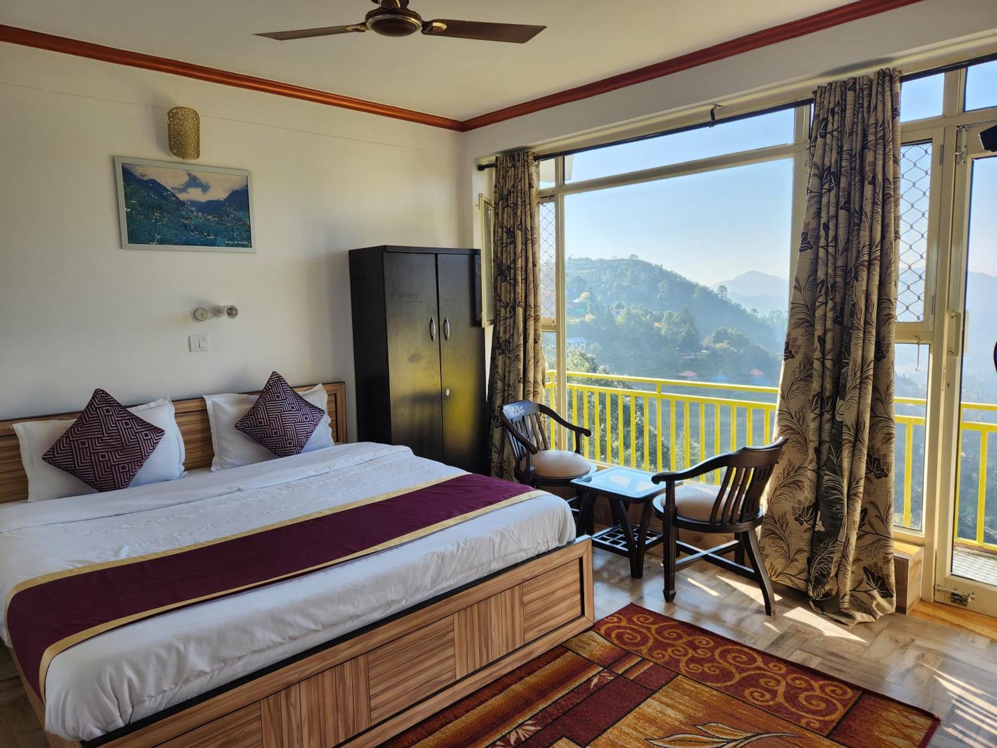 Mountain Golden Ray Apartment มุกเตชวาร์ ภายนอก รูปภาพ