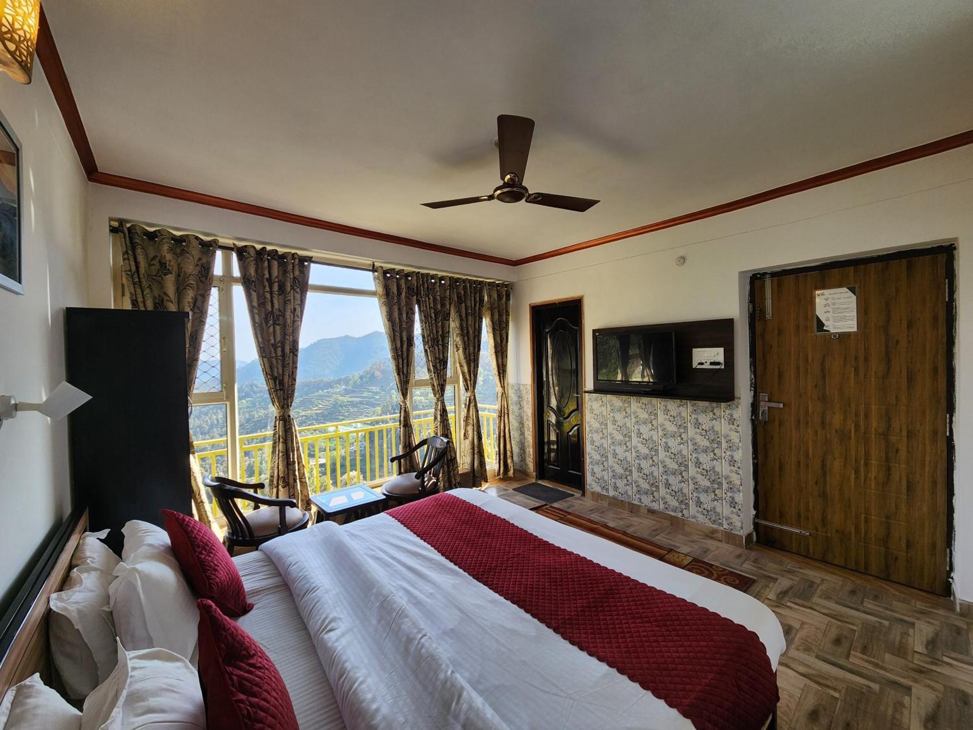 Mountain Golden Ray Apartment มุกเตชวาร์ ภายนอก รูปภาพ