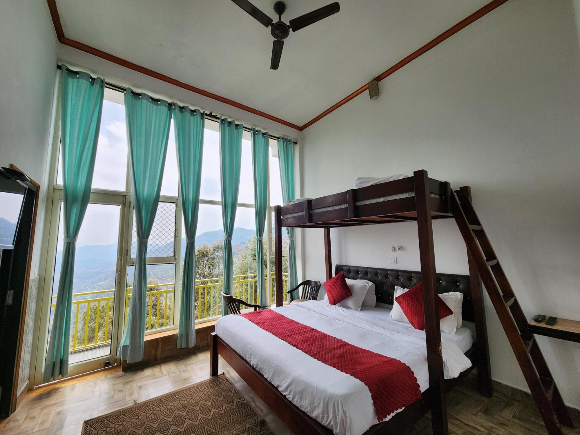 Mountain Golden Ray Apartment มุกเตชวาร์ ภายนอก รูปภาพ